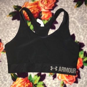 UNDERARMOUR sports bra